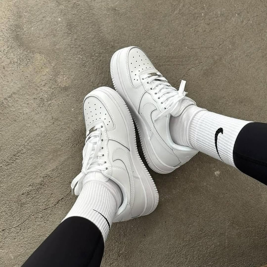 Nike Air Force Beyaz